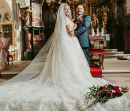 Hochzeitsfotografie Stuttgart – natürliches Brautpaar beim Paarshooting