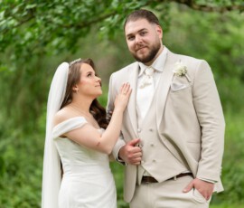 Brautpaar bei der Hochzeit im TaVe Holzgerlingen