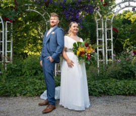 Hochzeitsfotograf Stuttgart – elegantes Brautpaar beim Hochzeitsshooting
